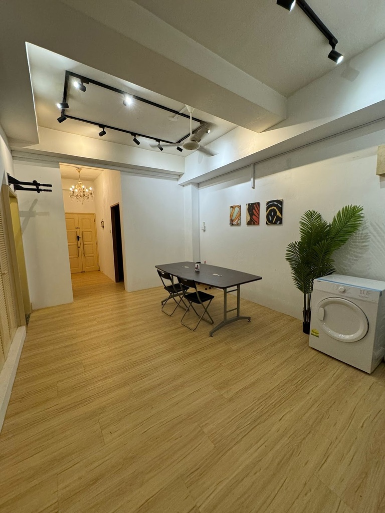 Level 1 Common Area
