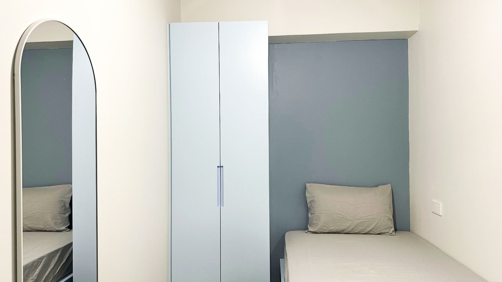 Room 4
