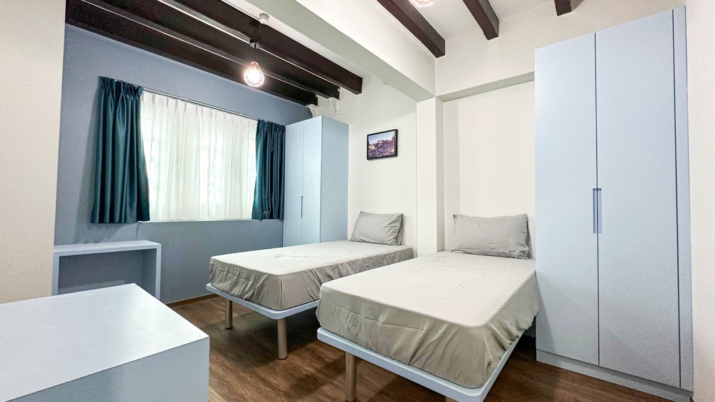 Room 5