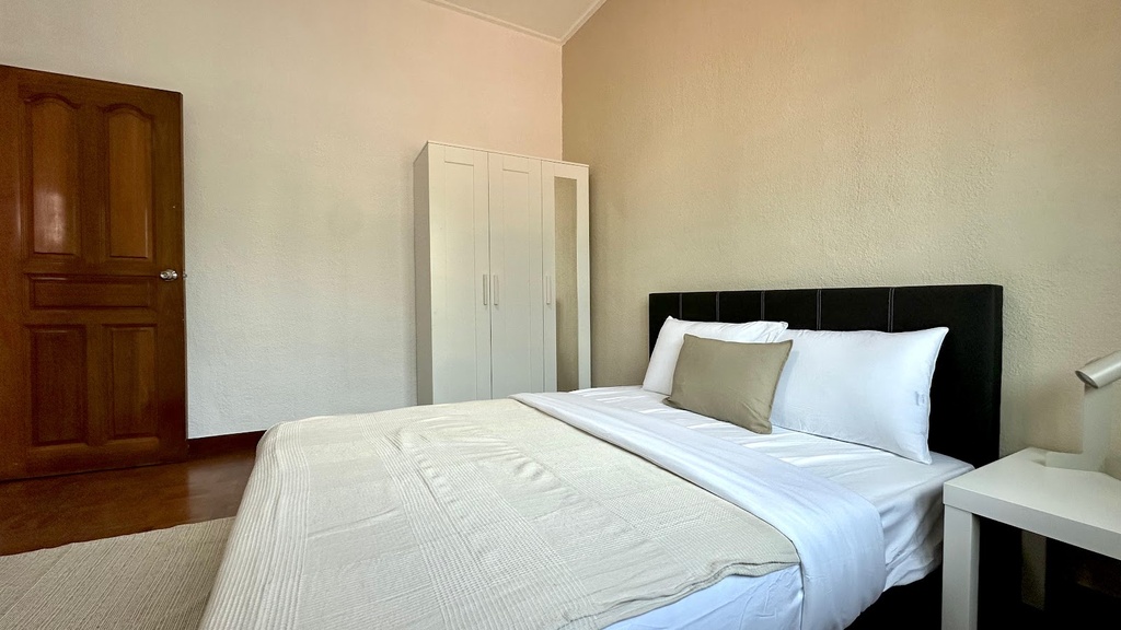 Room 5