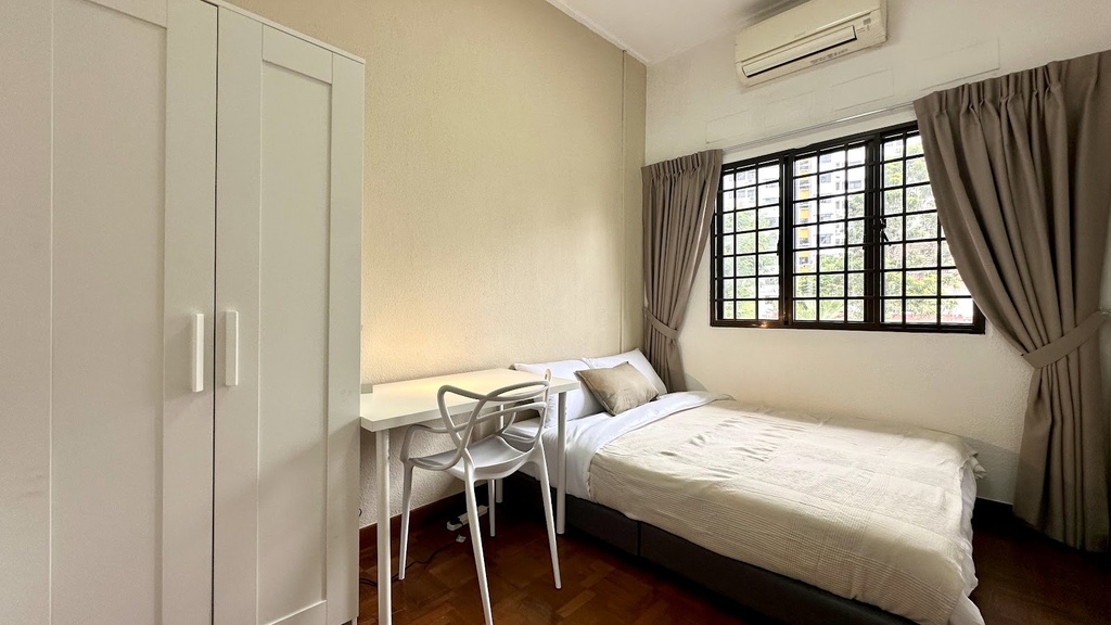 Room 7