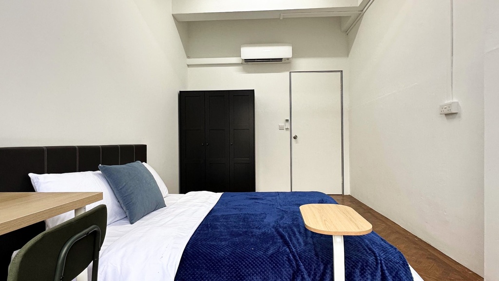 Room 1