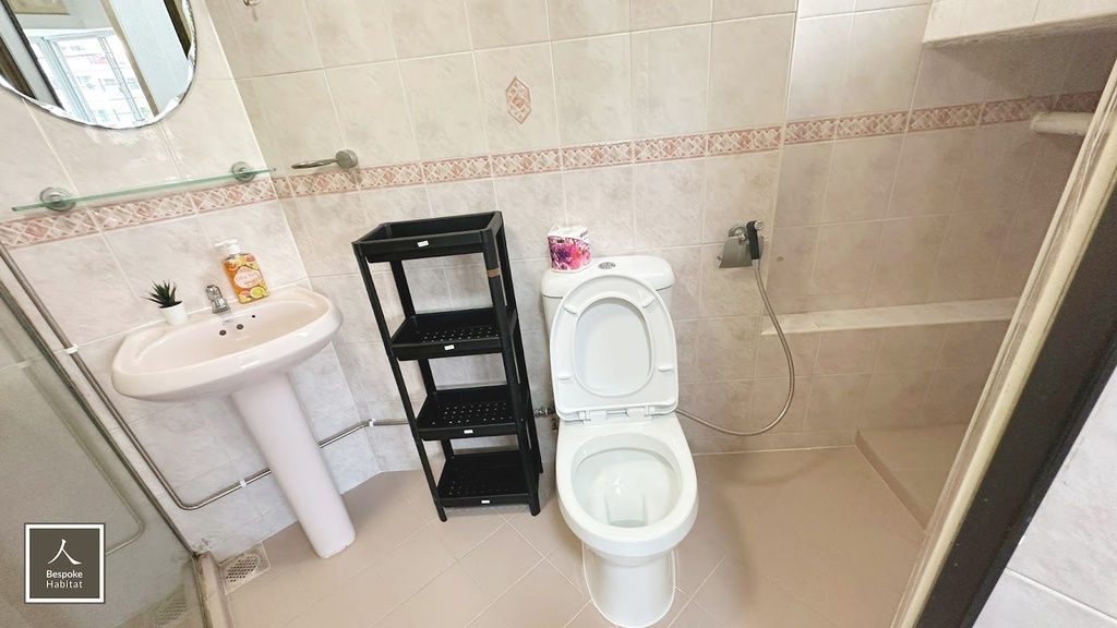 Common bathroom 1
