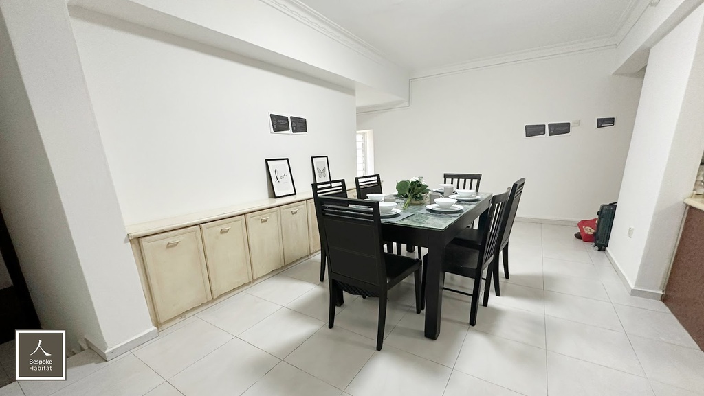 Dining space 