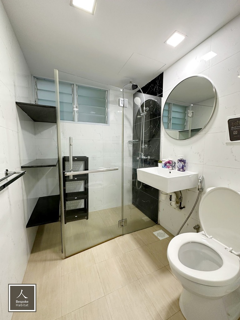 Common bathroom 2