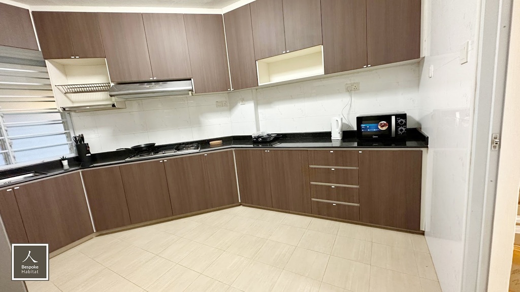 Kitchen 1