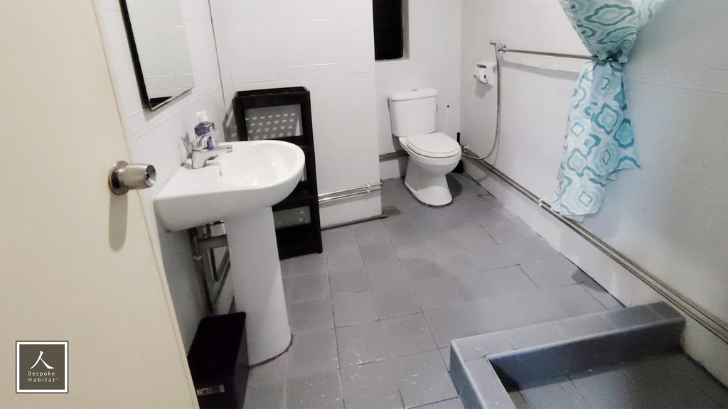 Common bathroom 1