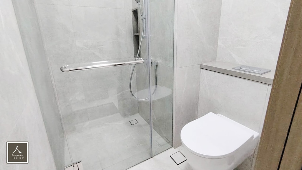 Common bathroom 2