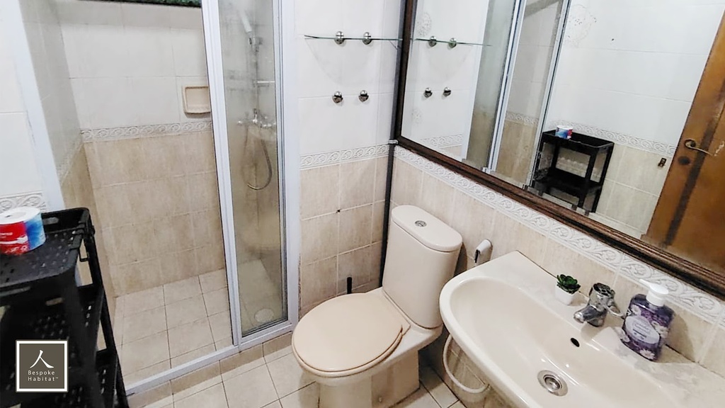 Common bathroom