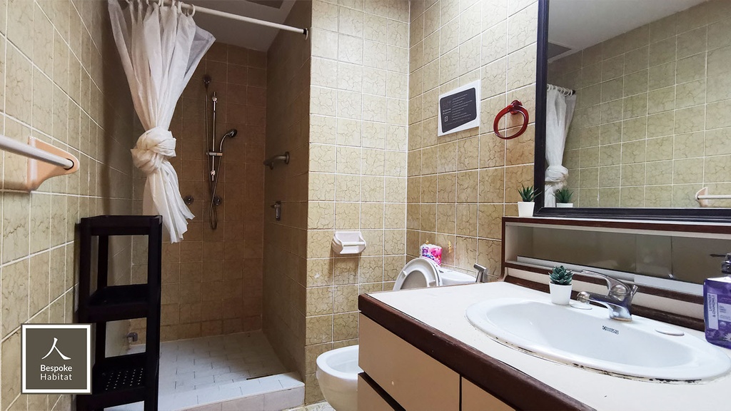 Common Toilet 1