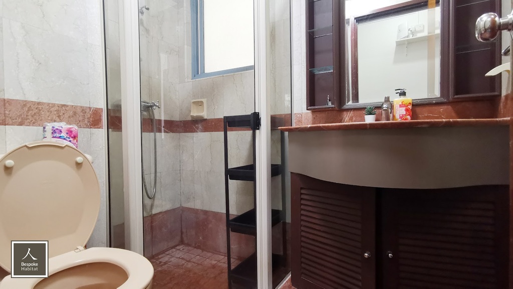 Common bathroom