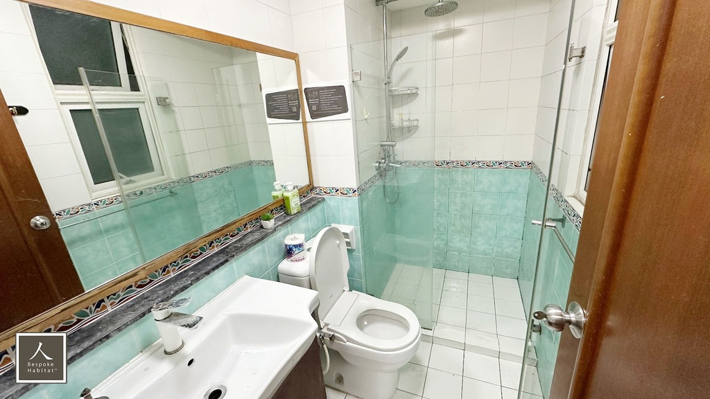 Common bathroom 1