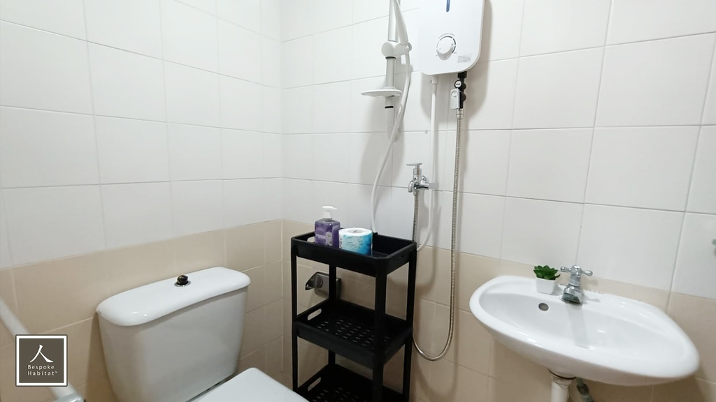 Common Bathroom 2 (3)
