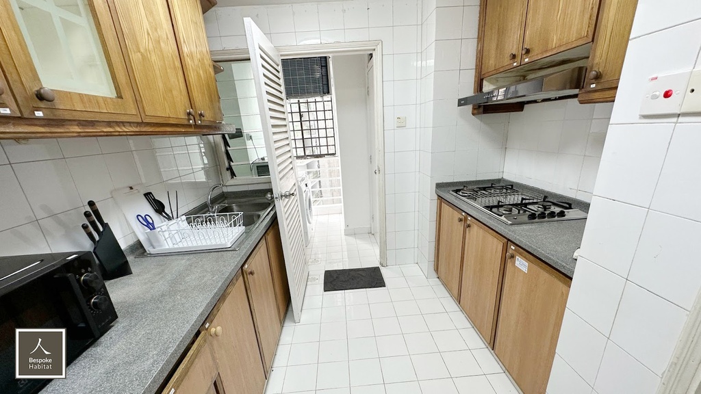 Kitchen 1