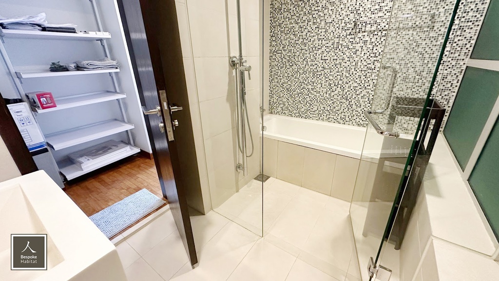 Common bathroom 1